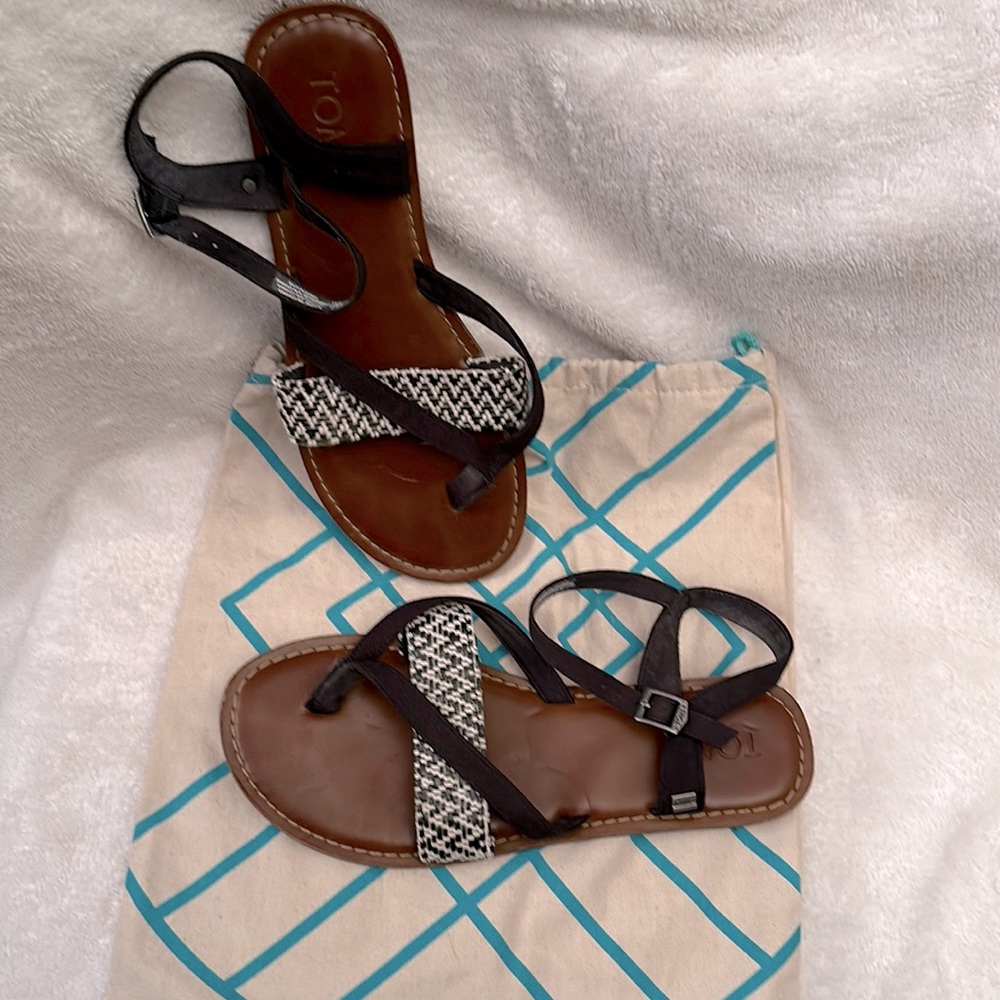 Súper cute Toms sandals